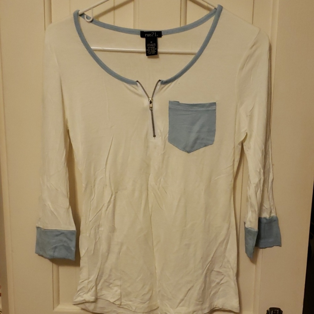 White 3/4 length sleeve